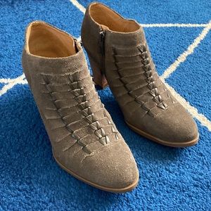 Franco Sarto bootie Dean